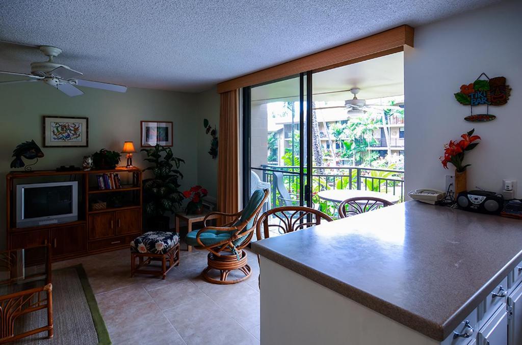 Oceanview Kailua-Kona Condo With Private Balcony! Exterior photo